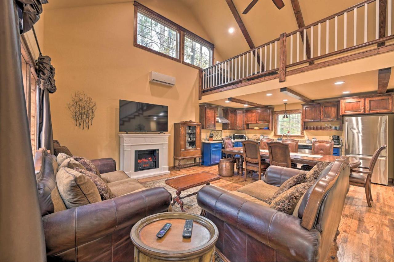 Tudor-Style Broken Bow Cottage With Hot Tub And Decks! Stephens Gap ภายนอก รูปภาพ