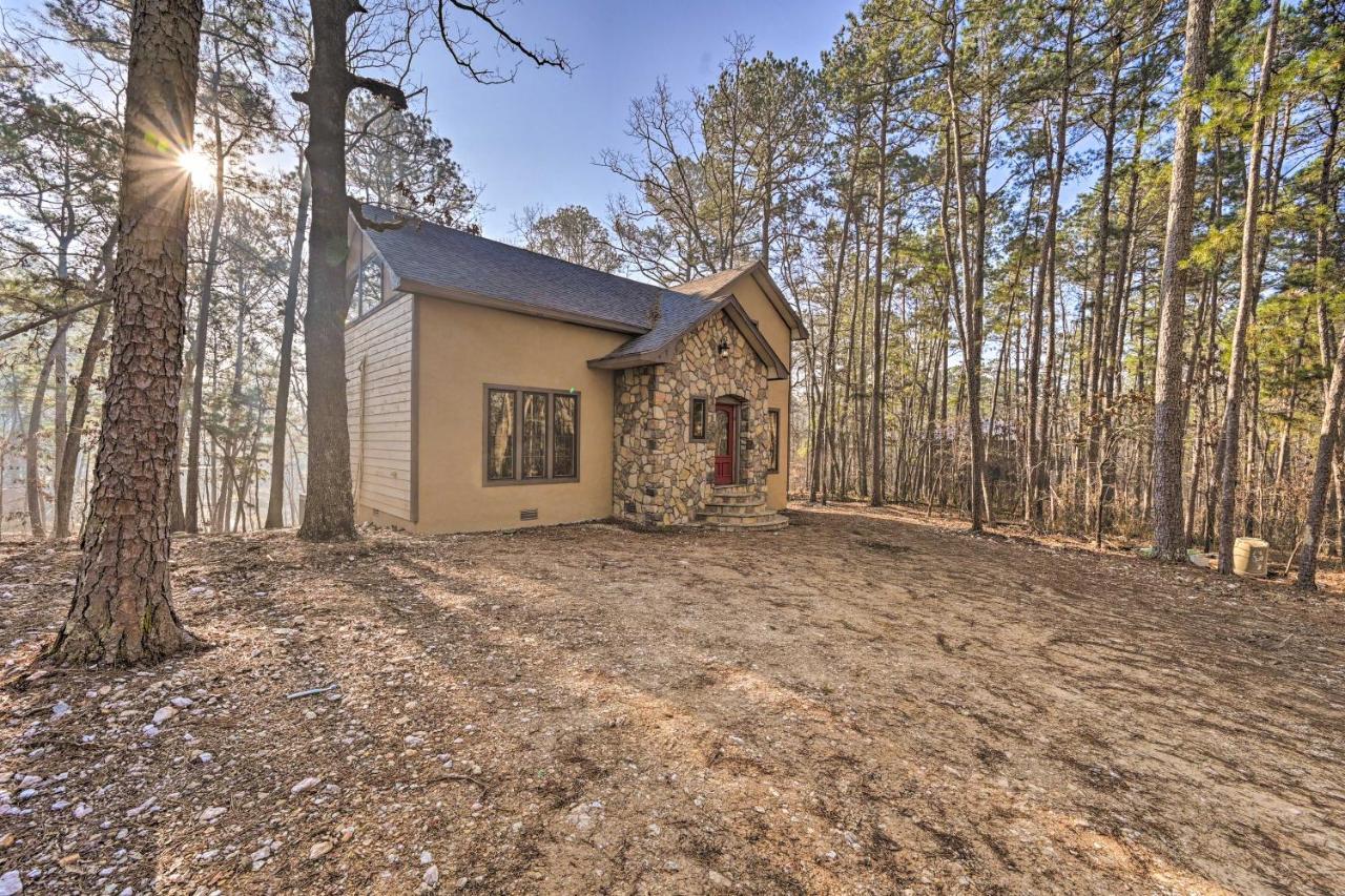 Tudor-Style Broken Bow Cottage With Hot Tub And Decks! Stephens Gap ภายนอก รูปภาพ